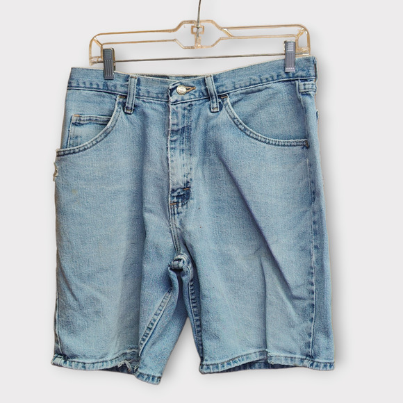 Wrangler Other - Wrangler Jorts Size 32 20" Length.